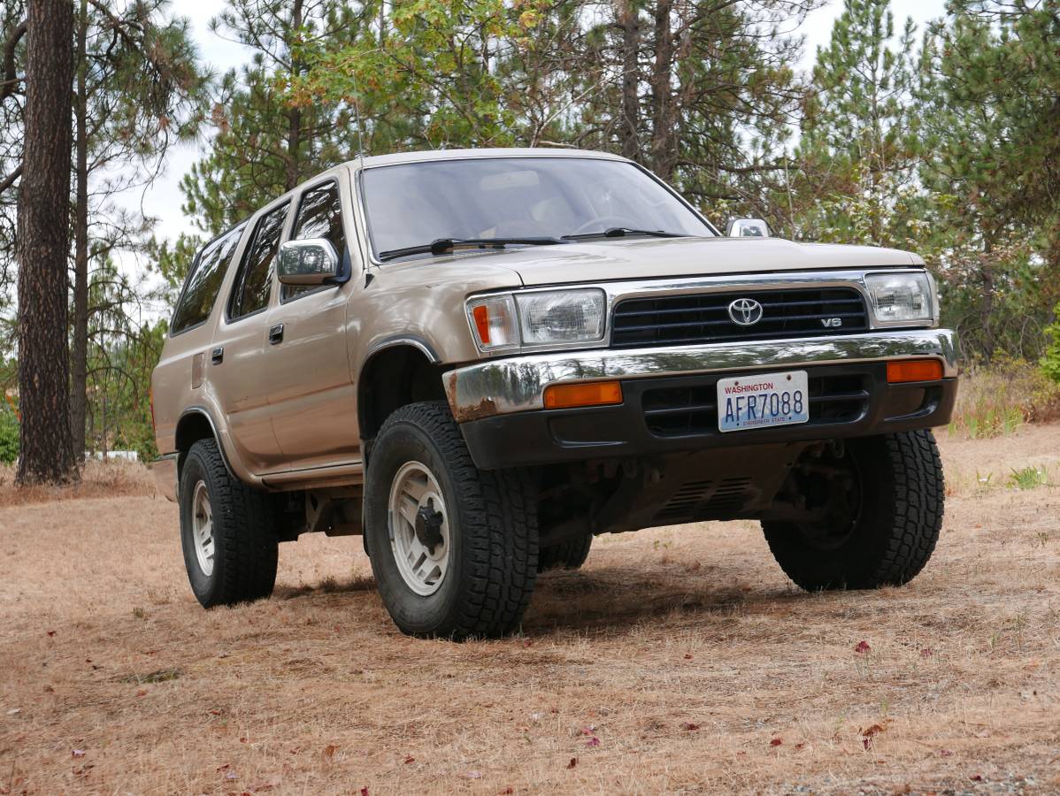 Toyota-4runner-sr5-4x4-1994-brown-13