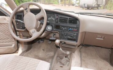 Toyota-4runner-sr5-4x4-1994-brown-7