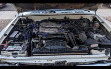 Toyota-4runner-sr5-4x4-1994-white-2