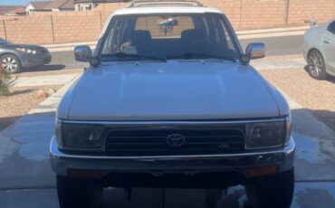 Toyota-4runner-sr5-4x4-1994-white-5