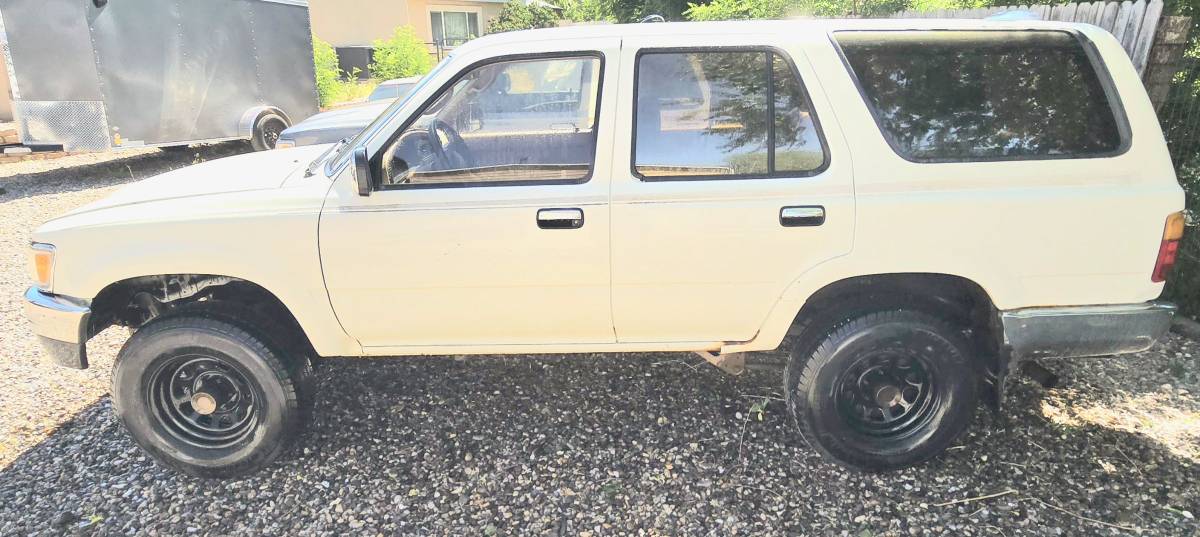 Toyota-4runner-sr5-4x4-1995-1