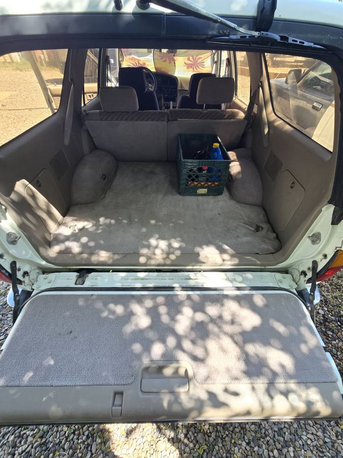 Toyota-4runner-sr5-4x4-1995-12