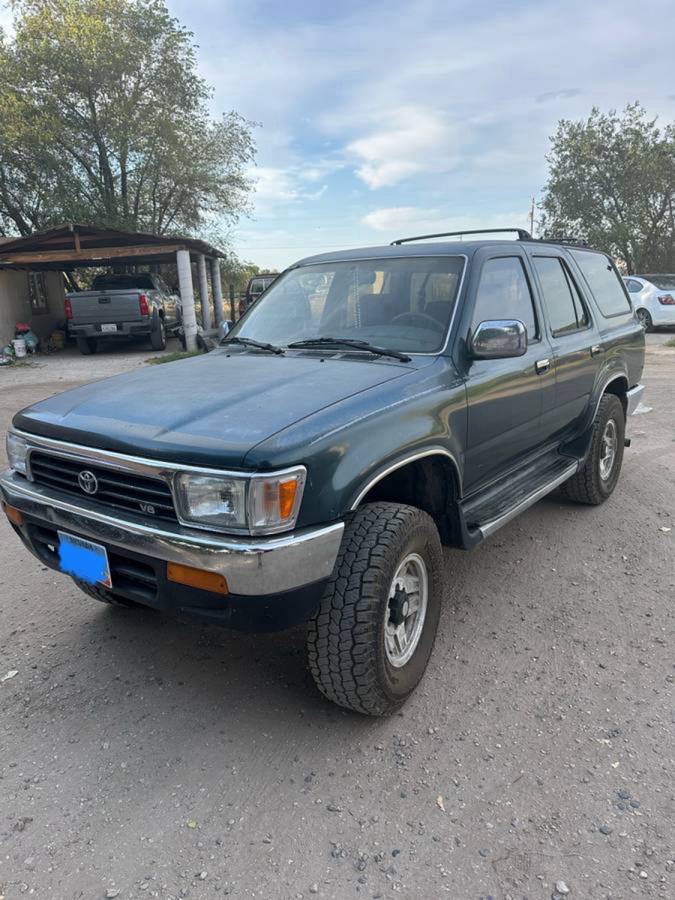 Toyota-4runner-sr5-4x4-1995-green-4
