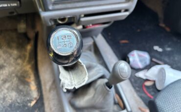 Toyota-4runner-sr5-4x4-1995-red-4
