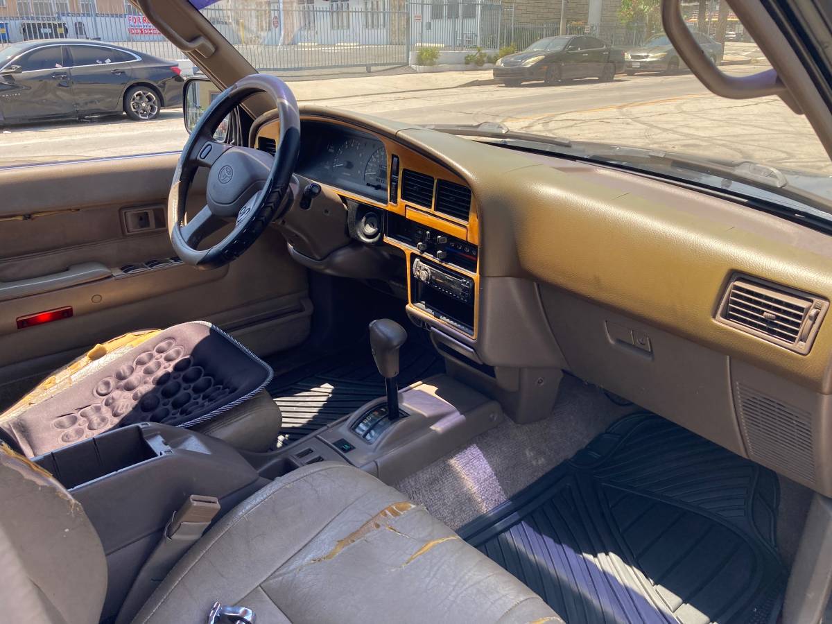 Toyota-4runner-sr5-premium-gas-1995-black-5