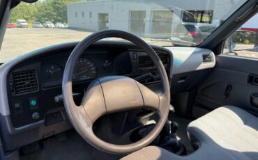 Toyota-4wd-pickups-1990-blue-19