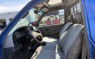 Toyota-4wd-pickups-1990-blue-20