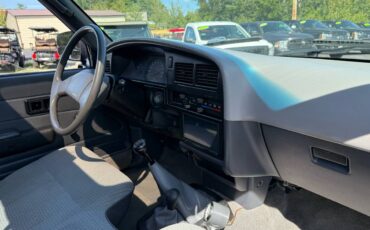Toyota-4wd-pickups-1990-blue-22