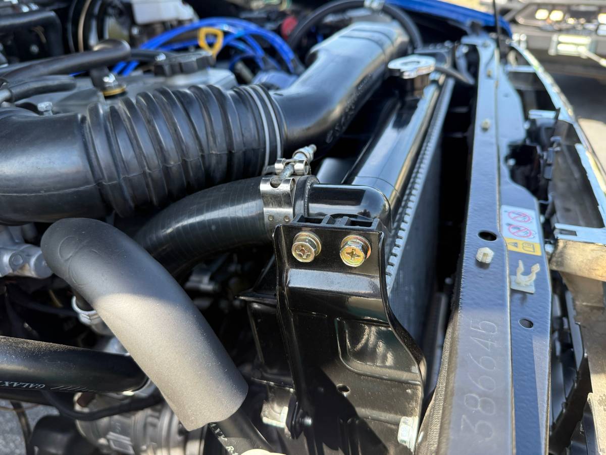 Toyota-4wd-pickups-1990-blue-7