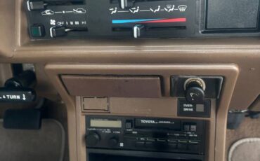 Toyota-4x4-ext-cab-1988-yellow-6