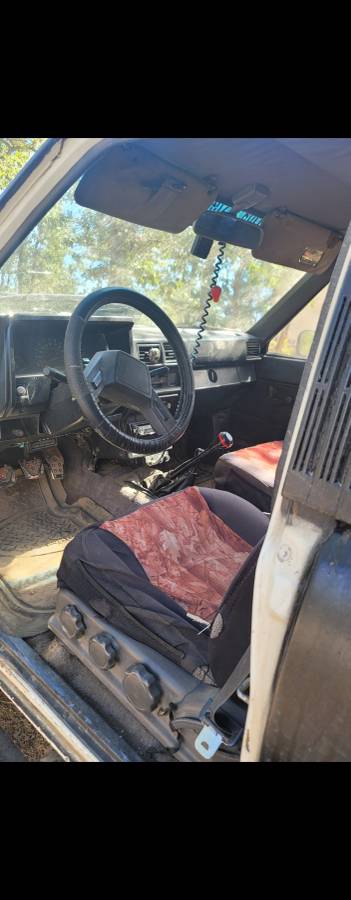 Toyota-4x4-truck-1986-4