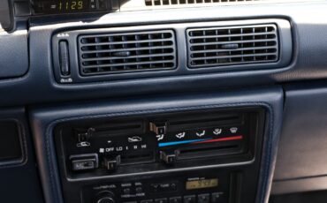 Toyota-Camry-1990-Sedan-19