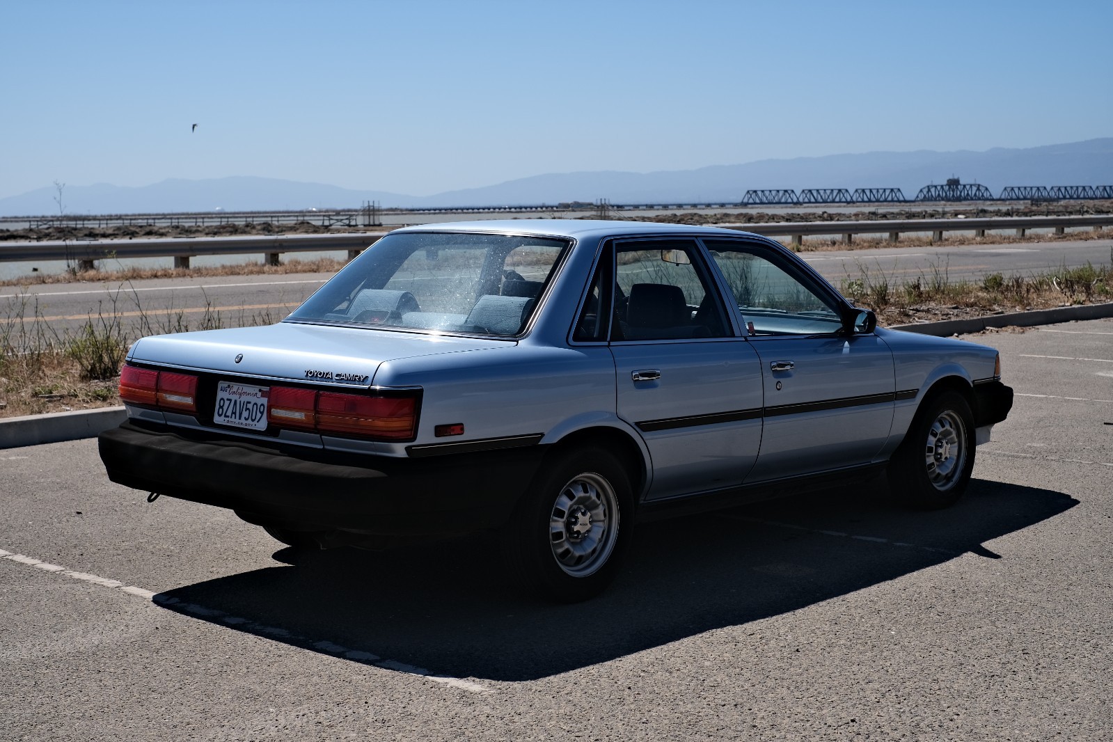 Toyota-Camry-1990-Sedan-2