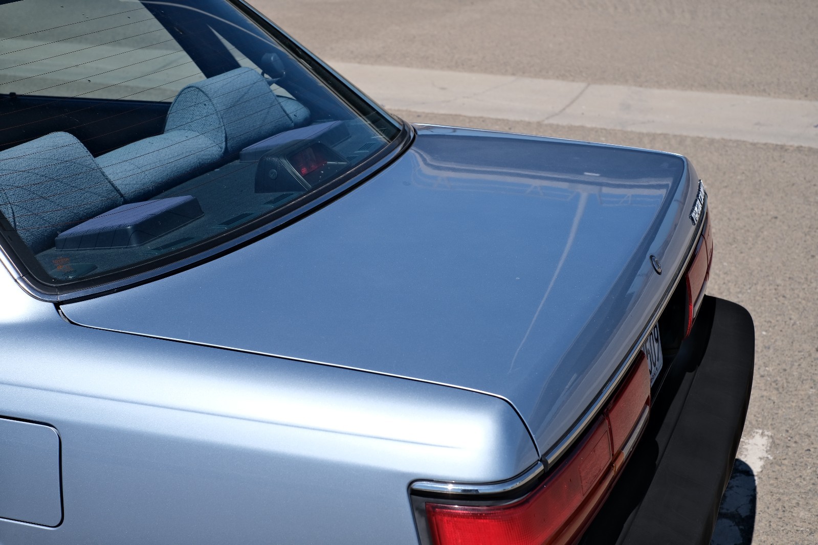 Toyota-Camry-1990-Sedan-27