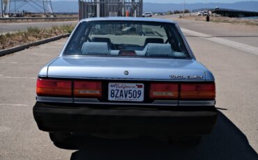 Toyota-Camry-1990-Sedan-4