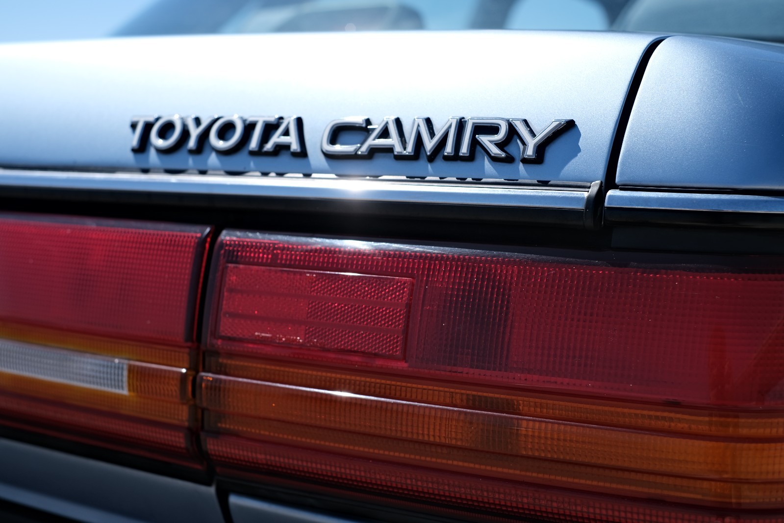 Toyota-Camry-1990-Sedan-7