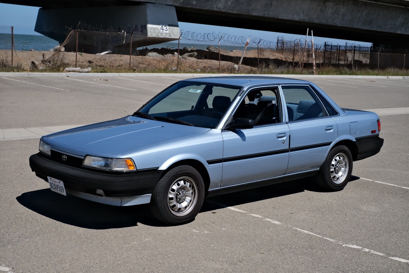 Toyota Camry 1990 Sedan