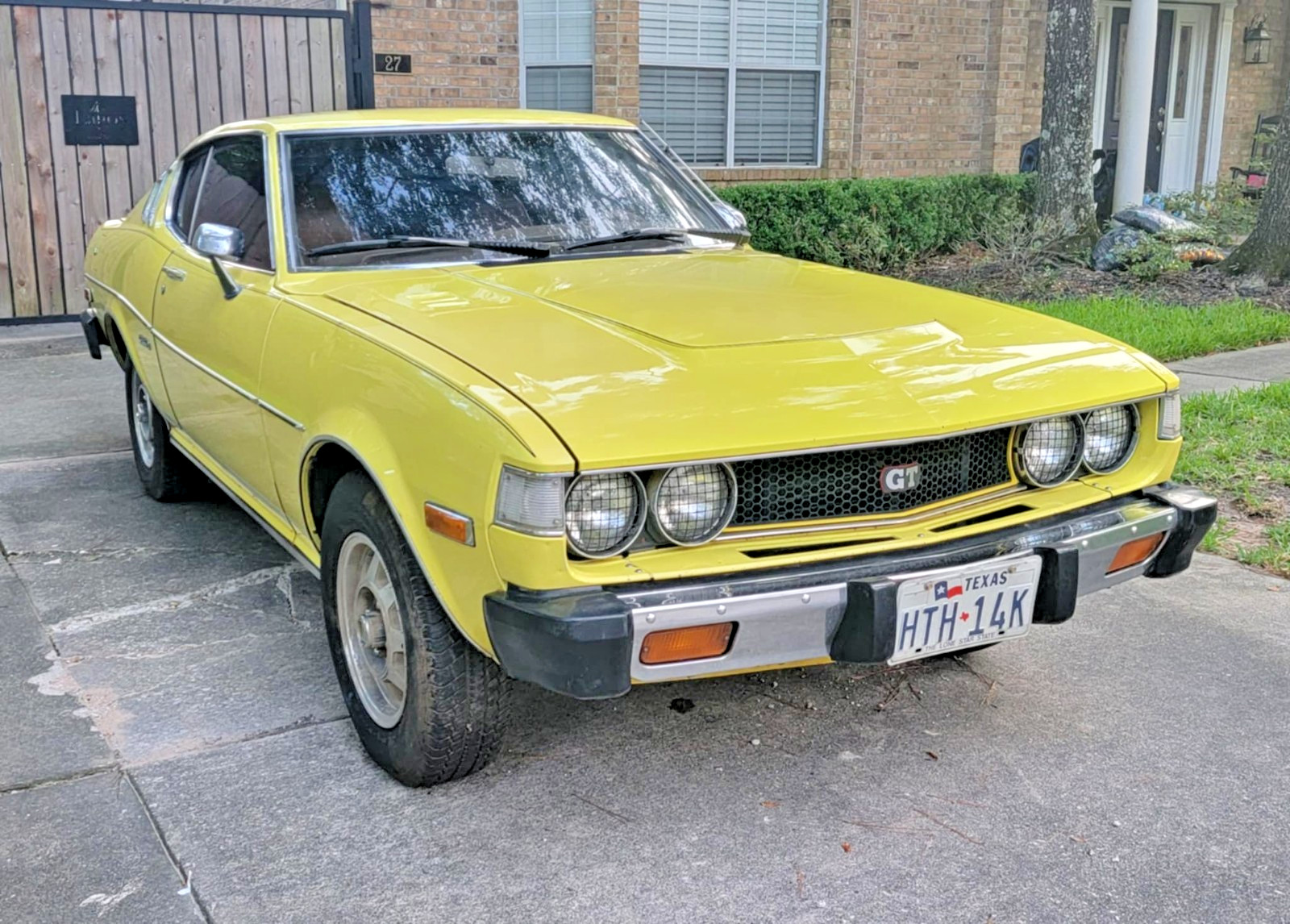 Toyota-Celica-1977-Coupe-2