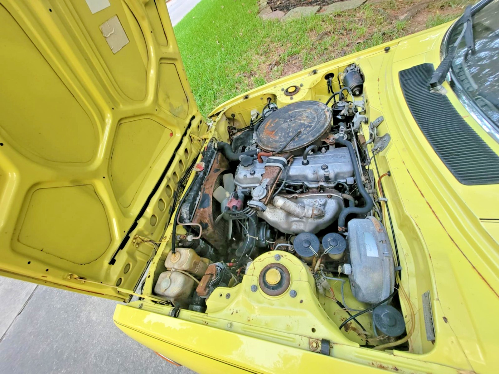 Toyota-Celica-1977-Coupe-8