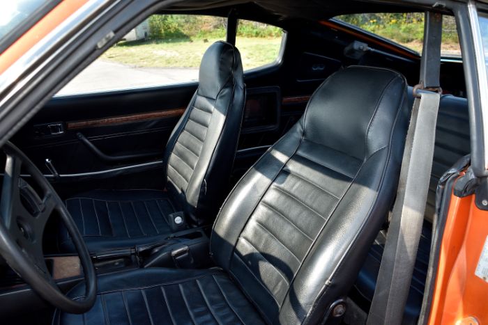 Toyota-Celica-1977-Galleon-Gold-Metalli-Black-11