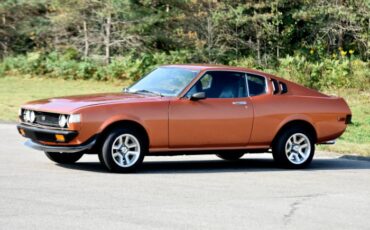 Toyota-Celica-1977-Galleon-Gold-Metalli-Black-2