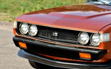 Toyota-Celica-1977-Galleon-Gold-Metalli-Black-20