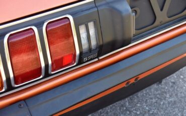Toyota-Celica-1977-Galleon-Gold-Metalli-Black-21