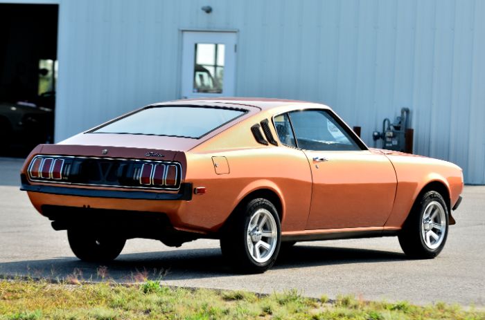 Toyota-Celica-1977-Galleon-Gold-Metalli-Black-27