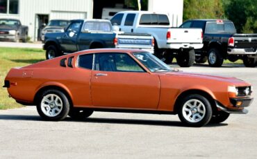 Toyota-Celica-1977-Galleon-Gold-Metalli-Black-29