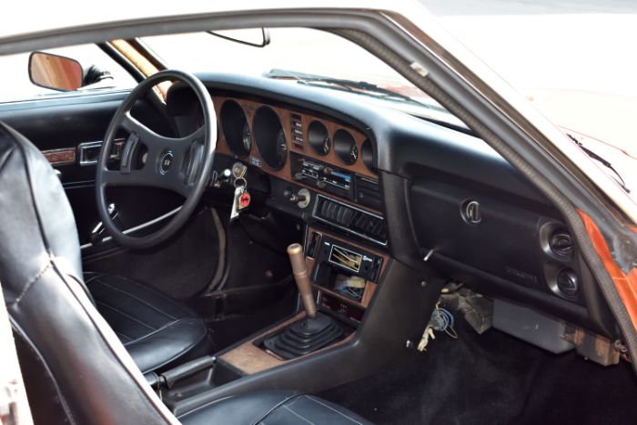 Toyota-Celica-1977-Galleon-Gold-Metalli-Black-33