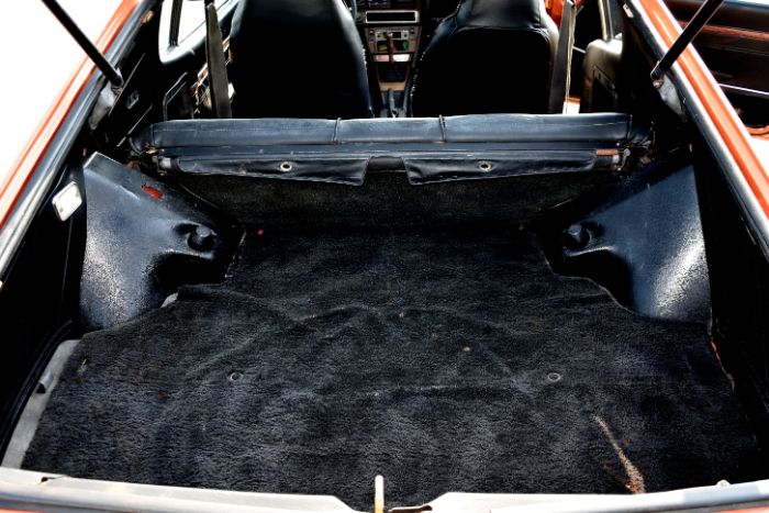 Toyota-Celica-1977-Galleon-Gold-Metalli-Black-36