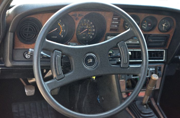 Toyota-Celica-1977-Galleon-Gold-Metalli-Black-5