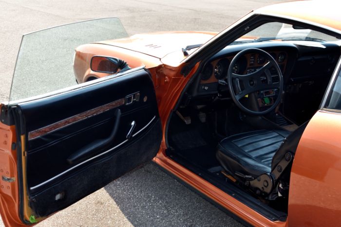 Toyota-Celica-1977-Galleon-Gold-Metalli-Black-8
