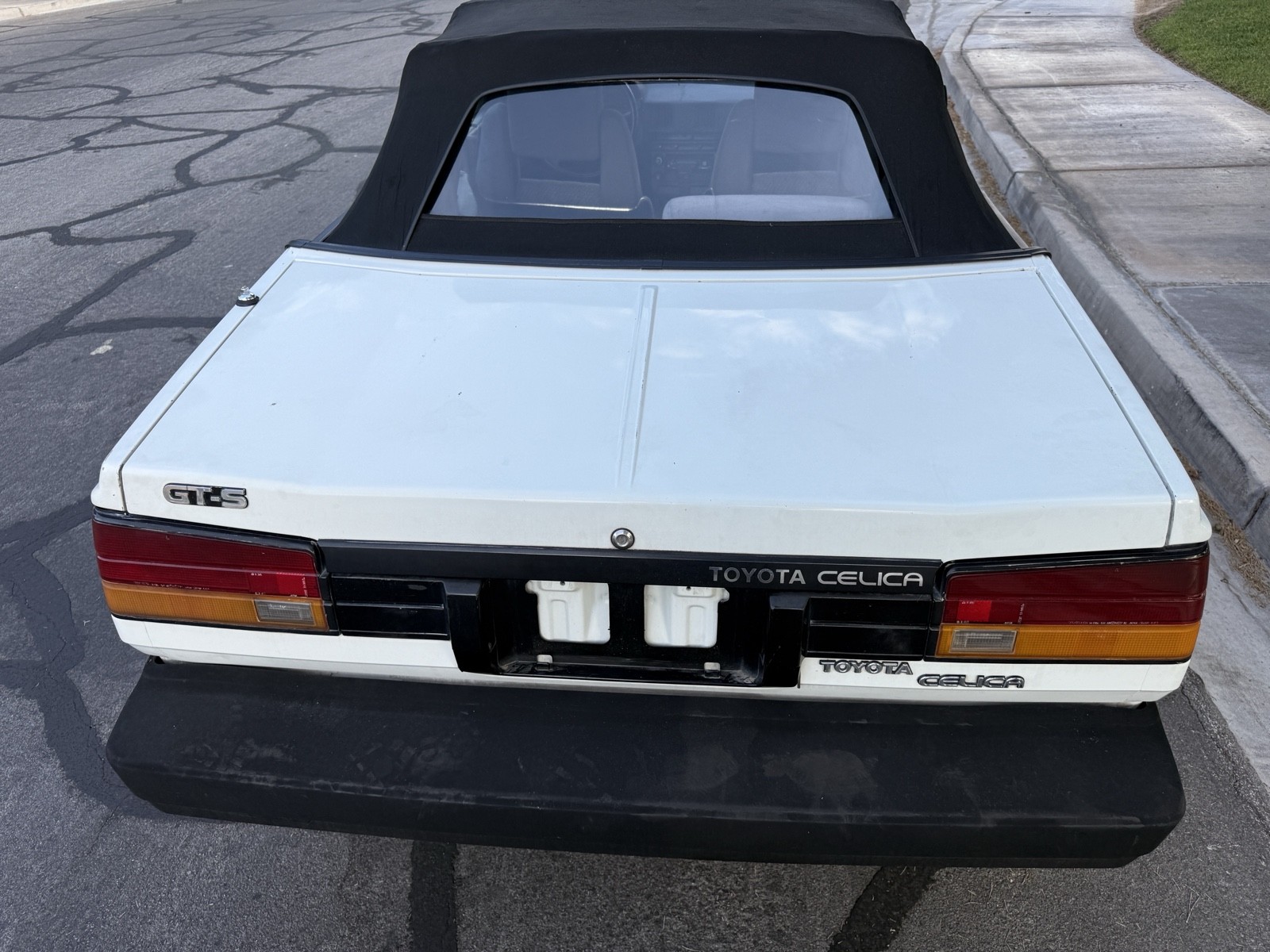 Toyota-Celica-1985-12