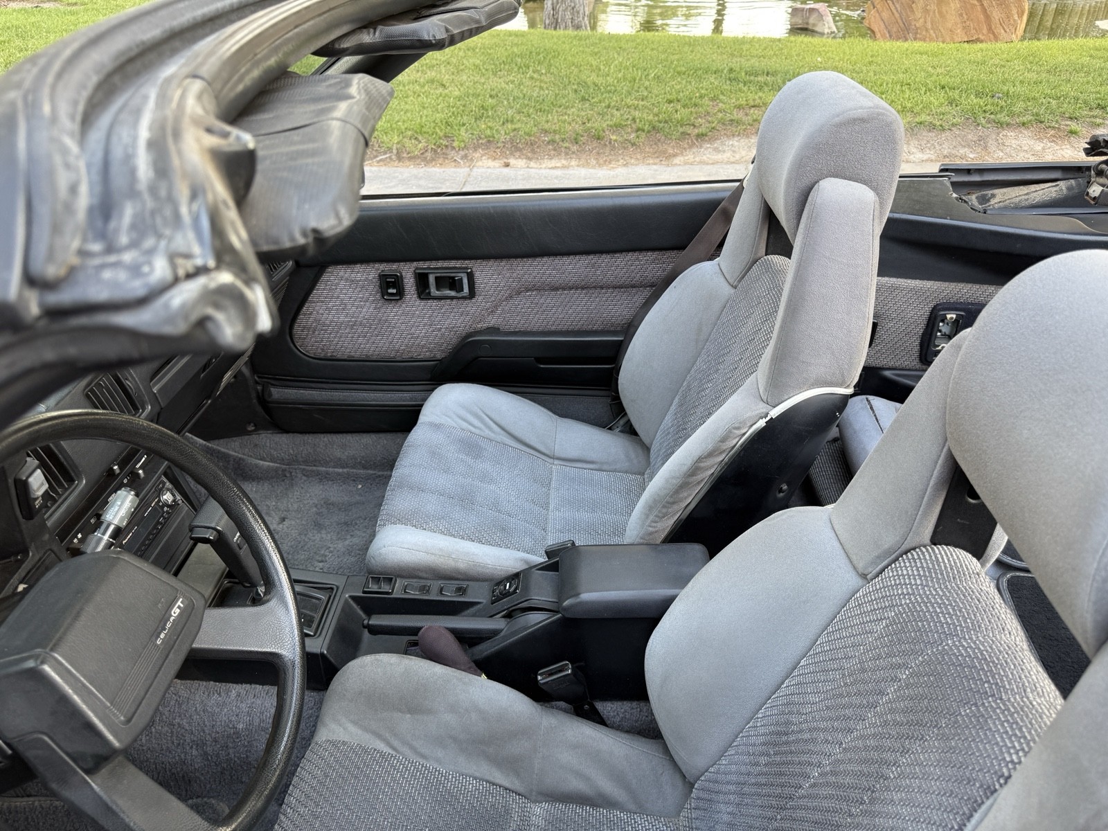 Toyota-Celica-1985-27