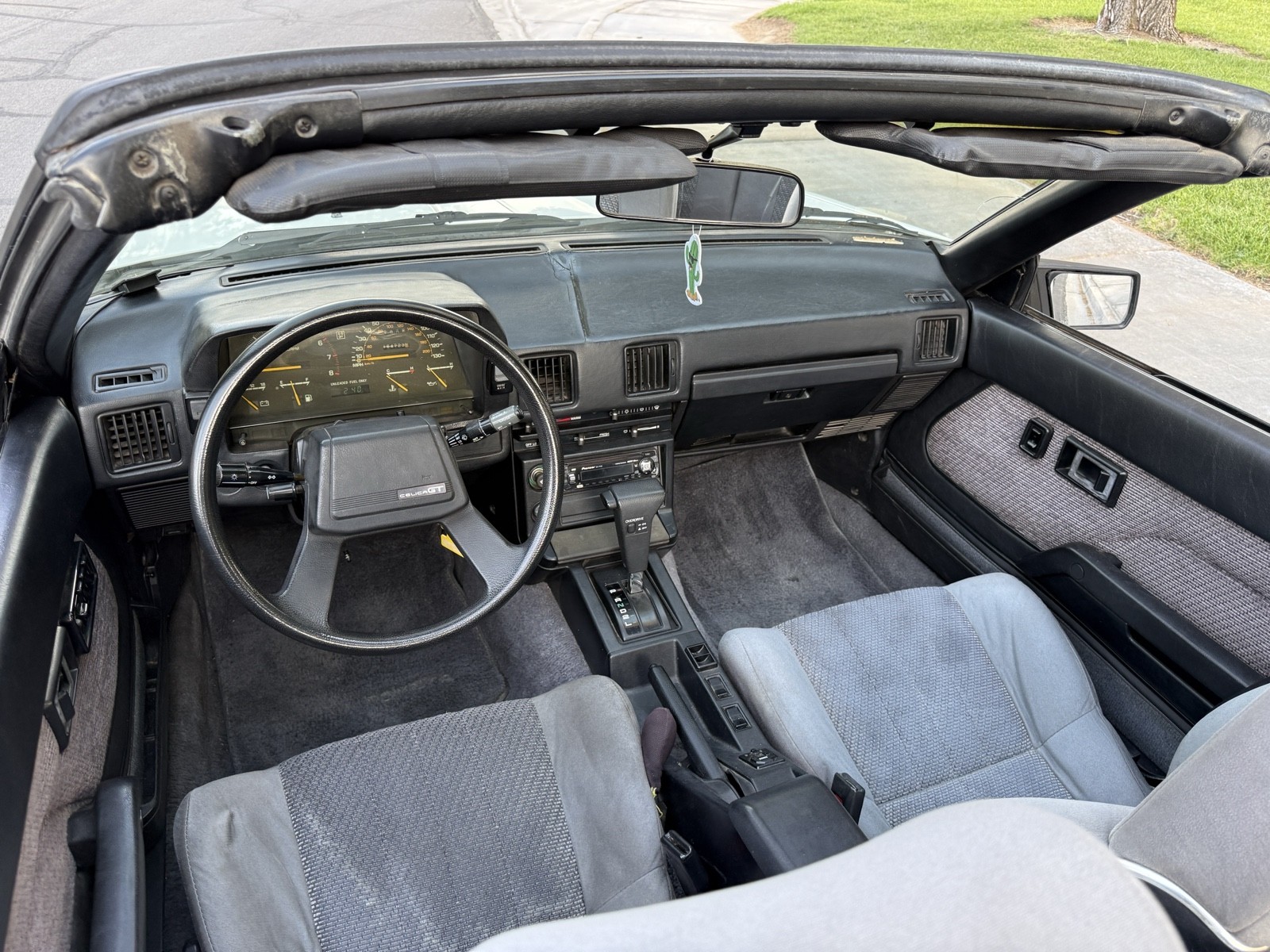 Toyota-Celica-1985-33