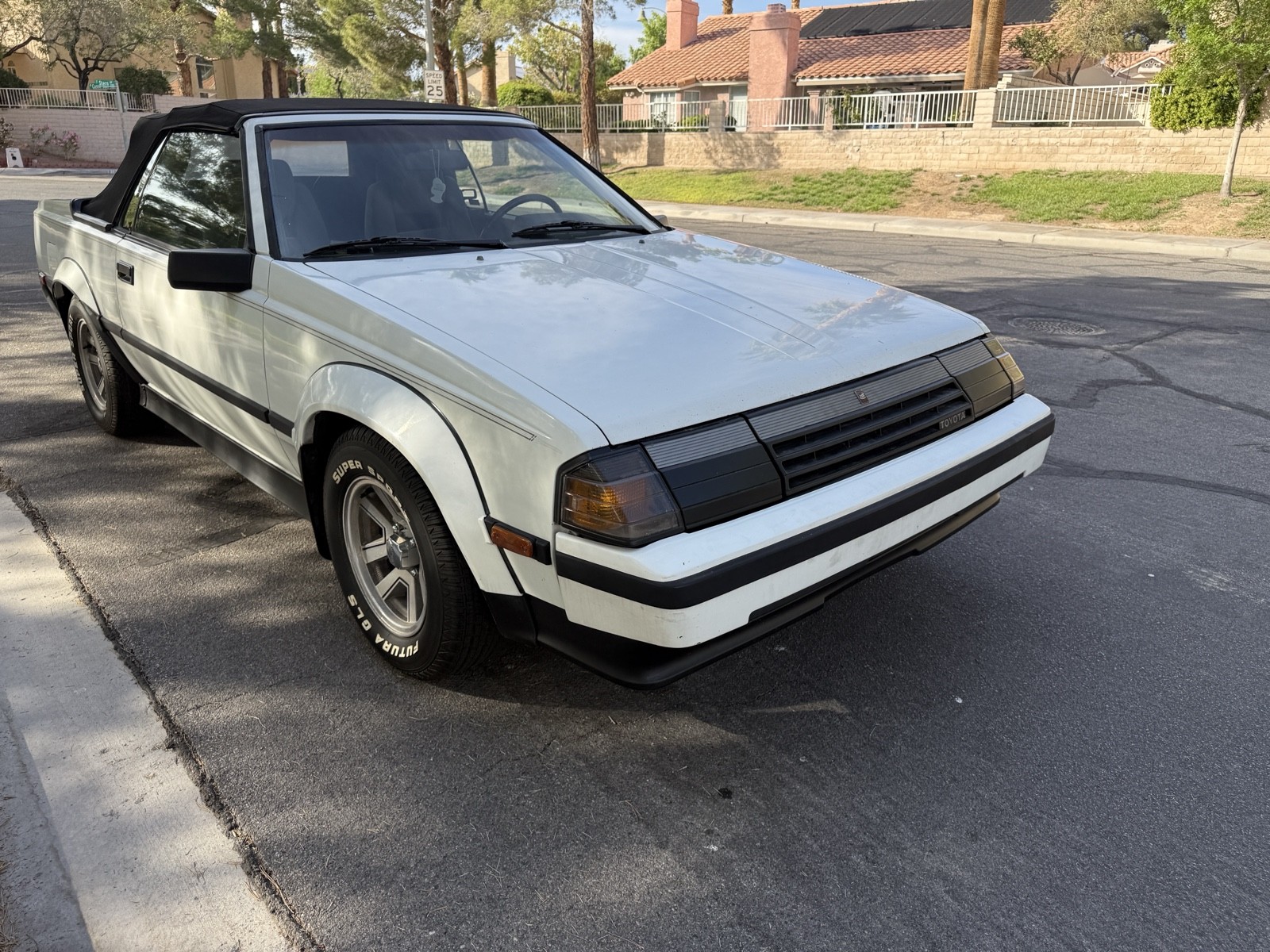 Toyota-Celica-1985-4