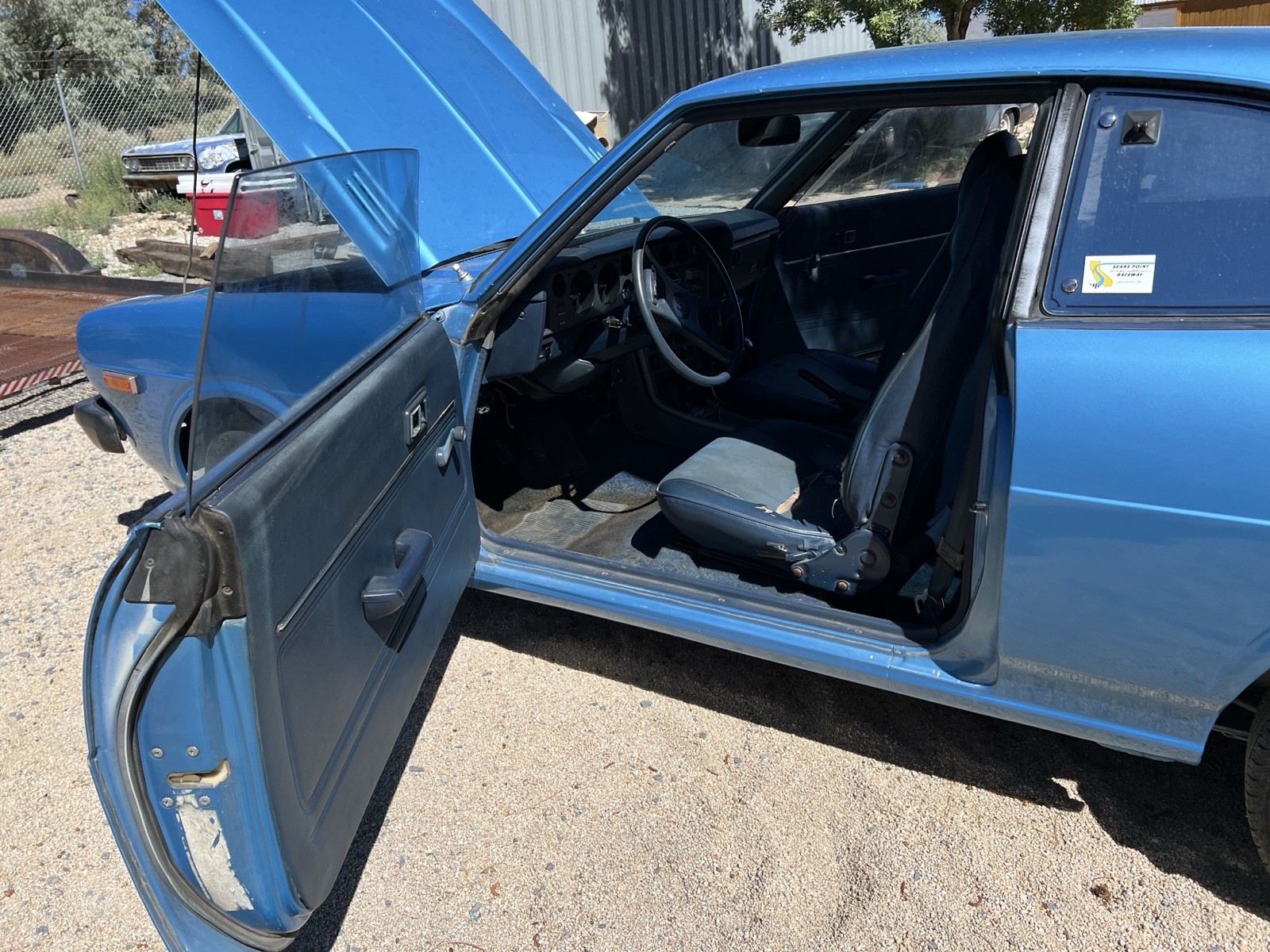 Toyota-Corolla-1977-10