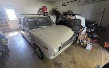 Toyota-Corolla-1977-3