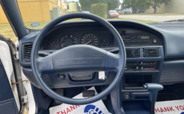 Toyota-Corolla-1992-12