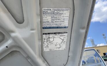 Toyota-Corolla-1992-23