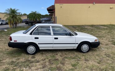 Toyota-Corolla-1992-3