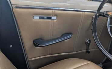 Toyota-Corona-1968-Pluto-Beige-Gold-27