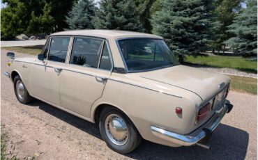 Toyota-Corona-1968-Pluto-Beige-Gold-57