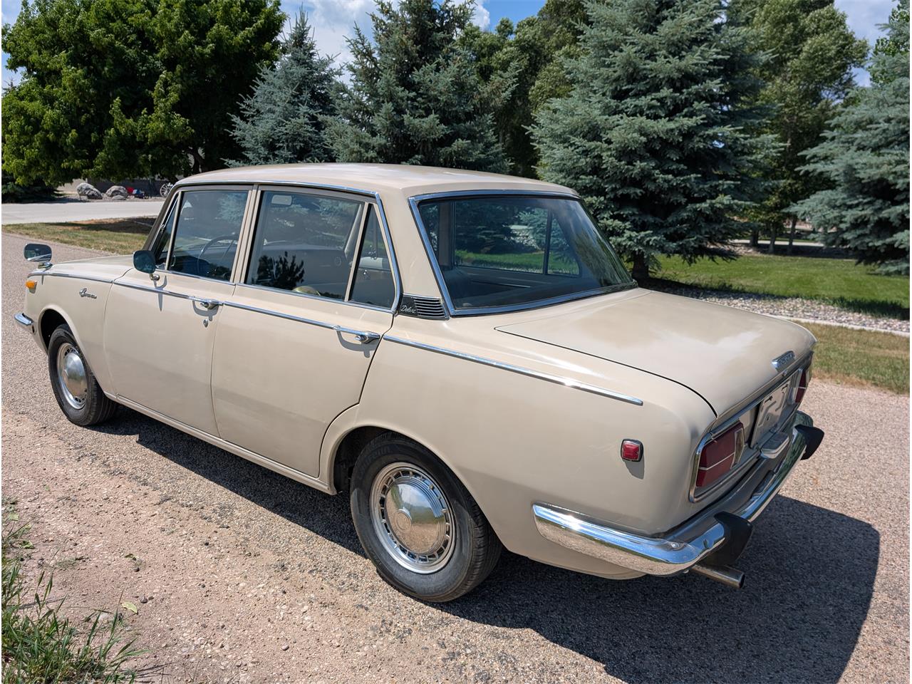 Toyota-Corona-1968-Pluto-Beige-Gold-57
