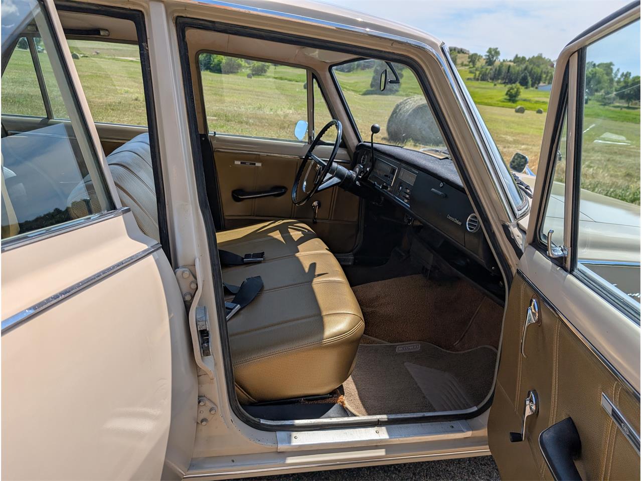 Toyota-Corona-1968-Pluto-Beige-Gold-6