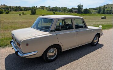 Toyota-Corona-1968-Pluto-Beige-Gold-60