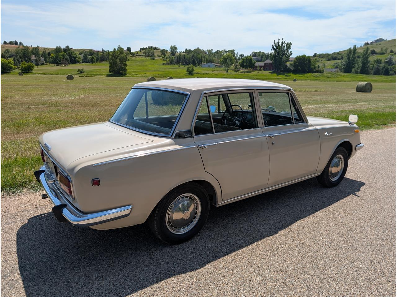 Toyota-Corona-1968-Pluto-Beige-Gold-60