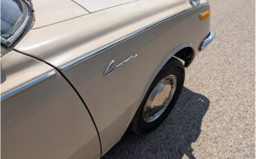 Toyota-Corona-1968-Pluto-Beige-Gold-62