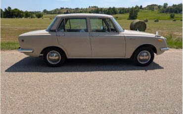Toyota-Corona-1968-Pluto-Beige-Gold-63